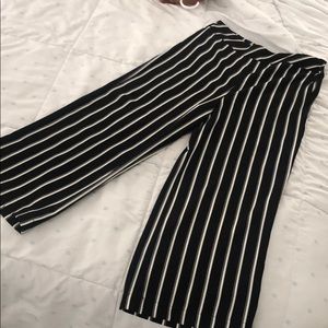 black and white H&M wide leg pants
